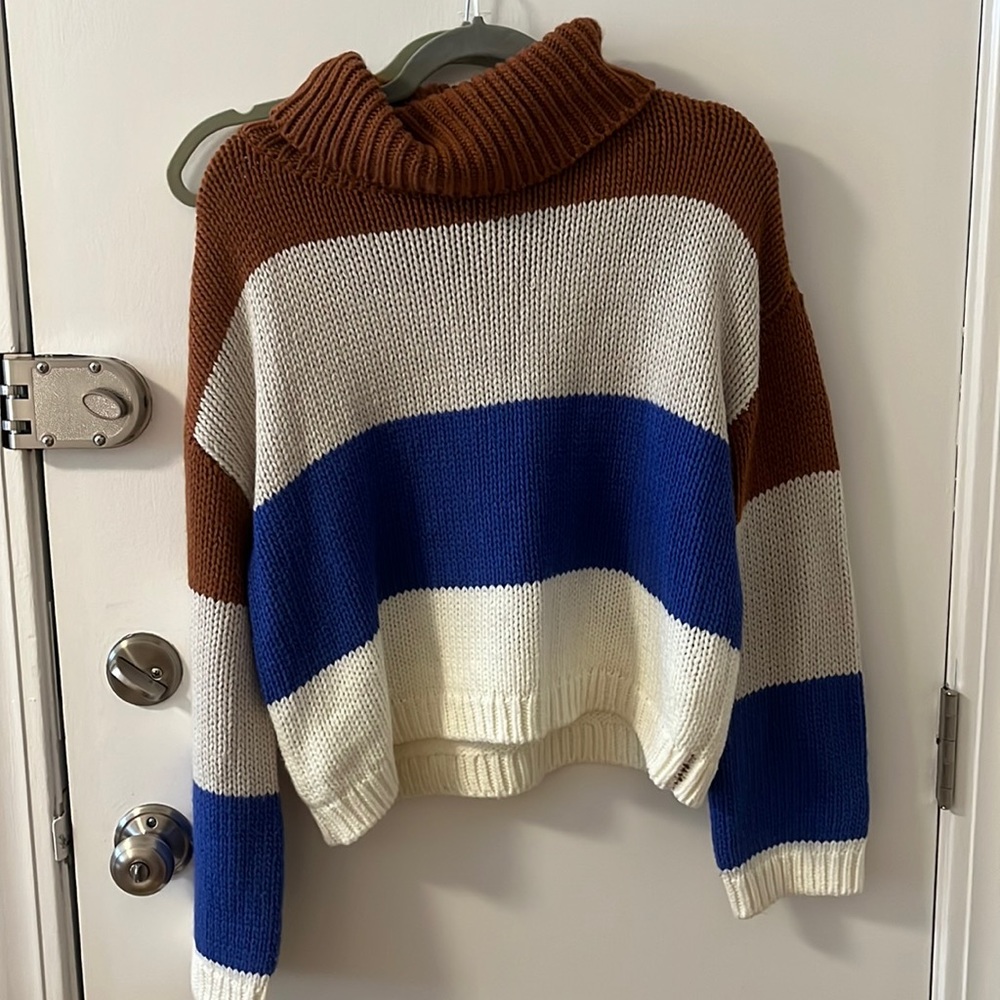 Vici multi color knit turtleneck